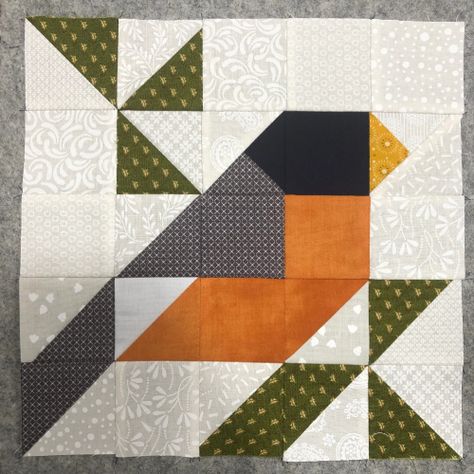 Vogel Quilt, Bird Quilt Blocks, Painted Barn Quilts, Barn Quilt Designs, Quilt Square Patterns, Barn Quilt Patterns, Bird Quilt, Animal Quilts, Patchwork Quilt Patterns