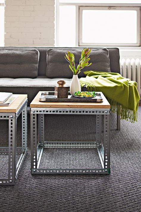 Modern Industrial DIY Coffee Table Industrial Diy, Wooden Living Room, Industrial Side Table, Diy Side Table, Stil Industrial, 카페 인테리어 디자인, Diy Casa, Industrial Coffee Table, Industrial Table