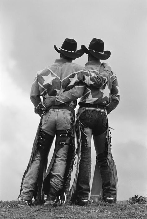 Two Cowboys, Calf Roping, Bronc Riding, Photo Exhibit, Cowboy Aesthetic, Cowboy Art, Baby Cowboy, Cow Boy, صور مضحكة