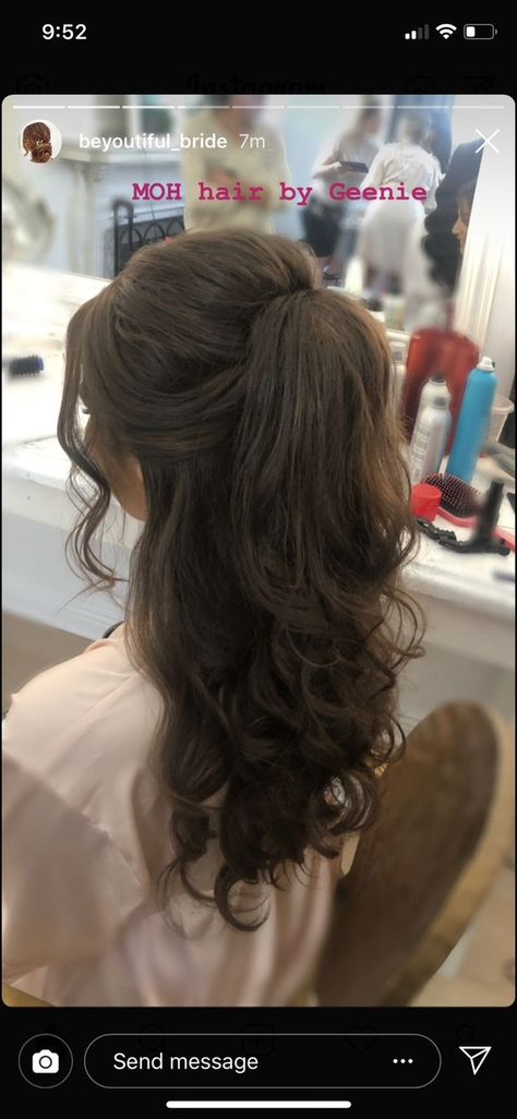 Hair Half Up Half Down Quince, Quinceanera Hairstyles For Medium Hair, Straight Hairstyles Quince, Quince Hair Medium Length, Quince Court Hairstyles, Sweet Sixteen Hairstyles For Short Hair, Sweet 16 Hairstyles Medium Length, Quince Hair Straight, Hairstyles For Damas Quinceanera Simple