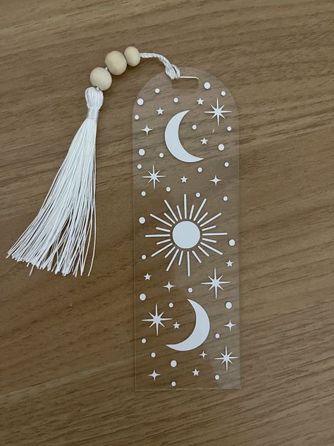 Moon, Sun & Stars Acrylic Bookmark - perfect for book lovers! Makes a great gift. #bookmark #booklovergift . #Book_Marks_Design_Ideas #Stars_Bookmark #Cricut_Projects_Easy #Acrylic_Bookmark Book Marks Design Ideas, Stars Bookmark, Diy Doll Suitcase, Bookmark Acrylic, Cricut Projects Easy, Diy Gifts To Sell, Star Bookmark, Small Business Packaging Ideas, Cute Bookmarks