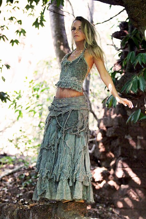 Brown Lace Dress, Trendy Outfits Boho, Bohemian Schick, Spiritual Fashion, Bohemian Style Clothing, Boho Life, Bohemian Mode, Boho Fashion Bohemian, Unique Outfit