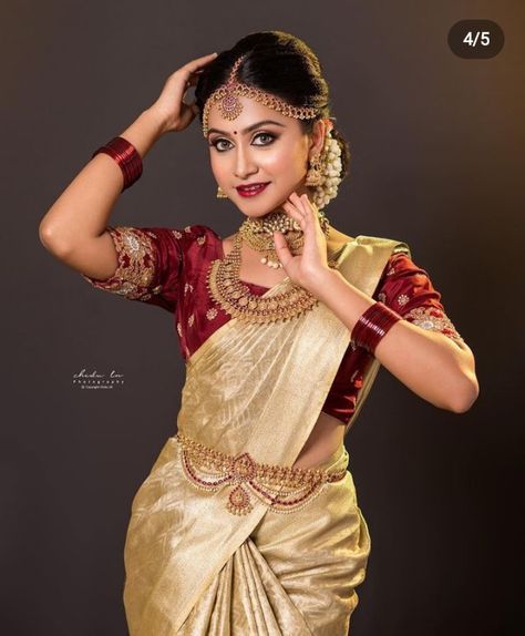 Golden Contrast Colour Dress, South Indian Model Shoot, Traditional South Indian Bridal Look, South Indian Bride Photoshoot, Saree Models Poses, Thalambralu Saree, Kerala Models, Kerala Engagement Dress, Indian Wedding Reception Outfits