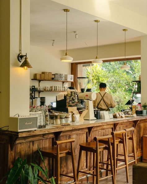 Coffee Shop Cocktail Bar, Community Coffee Shop, Italian Coffee Shop Aesthetic, Coffee Shop Architecture, Australian Cafe, Italian Coffee Shop, Cafe Catering, Country Cafe, Shop Architecture