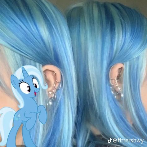 Light Blue Hair, Cute Hair Colors, Party Cocktail Dress, Hair Streaks, Dyed Hair Inspiration, Pretty Hair Color, Peinados Fáciles Para Cabello Corto, Type S, Dye My Hair