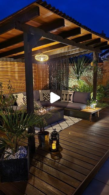 Kate Ward on Instagram: "This reel of our pergola build was one of my most popular posts from last year. It was saved by over 63,000 people, and I've loved seeing your pergolas that have been inspired by ours! 

Have you got any garden projects planned this year? 

#pergola #pergoladesign #gardendesign #decking #balau #patio #cedarfence #cedar #pergolas #pergola #gardeninspiration #deckingideas #landscaping" Pergola Construction, Wall Mounted Pergola, Build A Wall, Backyard Beach, Outdoor Furniture Plans, Backyard Living, Diy Pergola, Basement Renovations, Small Backyard Patio