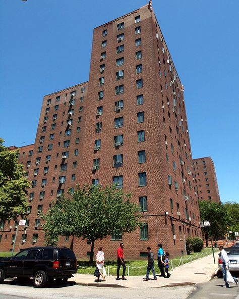 Parkchester Apartment Complex, Bronx, New York City | Flickr Bronx Apartment, Bronx Nyc, The Bronx New York, Block Of Flats, Bronx New York, Apartment Projects, Nyc Subway, New York Apartment, Apartment Complexes