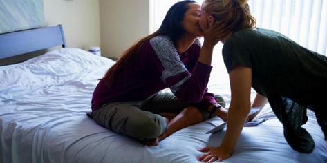 Best Kissing Techniques: 5 Expert Tips On How To Be A Good Kisser Kissing Technique, Critical Questions, Good Kisser, Relationship Stuff, Girl Meets World, Kissing Couples, Someone New, Long Term Relationship, Questions To Ask