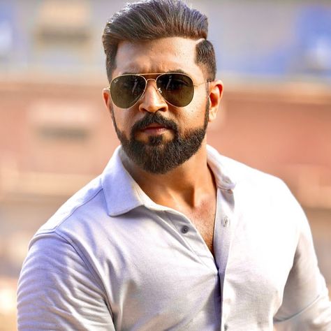 Arun Vijay is an Indian actor who works in Tamil films. He debuted in 1995 with a minor role in Murai Mappillai and has since worked in more than 33 films. Arun Vijay Biography, Lifestyle, Wiki, Height, Weight, Age, Movies, Salary, Net Worth, Income, Girlfriend, Wife, Family, House, Cars, Awards & Facts Biography/Wiki Full Name […] Arun Vijay, Cool Lock Screen Wallpaper, Joker Images, Beard Haircut, Don Bosco, Most Handsome Actors, Faded Hair, Bike Pic, Actor Picture