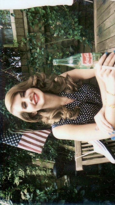 Lana Aesthetic, Love Lana Del Rey, Lana Del Rey Art, Americana Aesthetic, Lana Del Rey Love, Lana Del Rey Vinyl, Lana Rey, Elizabeth Grant, Brooklyn Baby