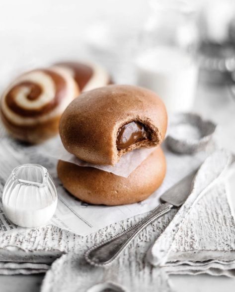 Chinese Steamed Buns with Vegan Dark Chocolate-Coconut Custard Filling - Get the full recipe here. Chinese Steamed Buns, Dark Chocolate Coconut, Chocolate Custard, Coconut Custard, Bread Bun, Steamed Buns, Bun Recipe, Best Vegan Recipes, Almond Cakes