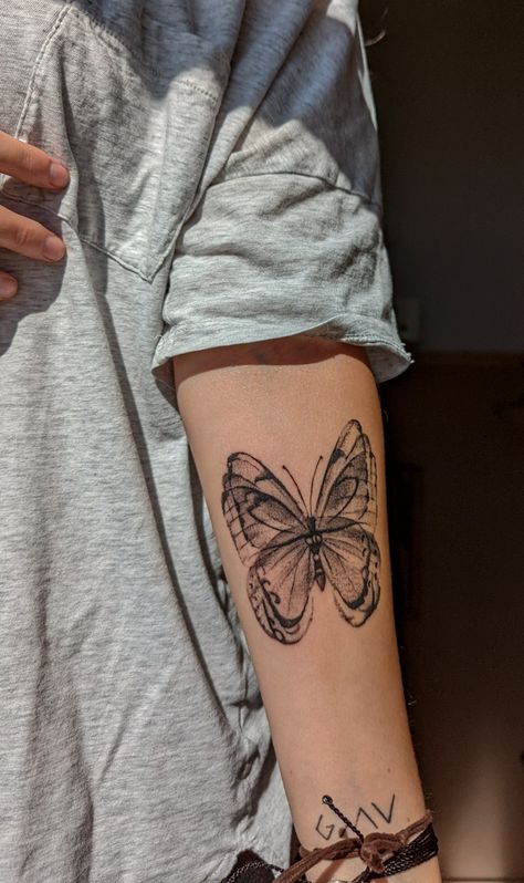 High Arm Tattoo, Inside Forearm Tattoo Women Butterfly, Low Arm Tattoo, Trippy Tattoo Sleeve, Trippy Flower Tattoo, Vibey Tattoos, Trippy Tattoos For Women, Butterfly Elbow Tattoos For Women, Arm Tattoo Butterfly