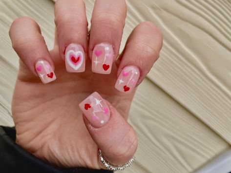 Heart nails valentines theme Pink Valentine’s Day Nails Short, Short Pink Nails, Heart Nail Designs, Short Acrylic, Pink Sparkly, Manicure Ideas, Pink Valentines, Clear Nails, Heart Nails