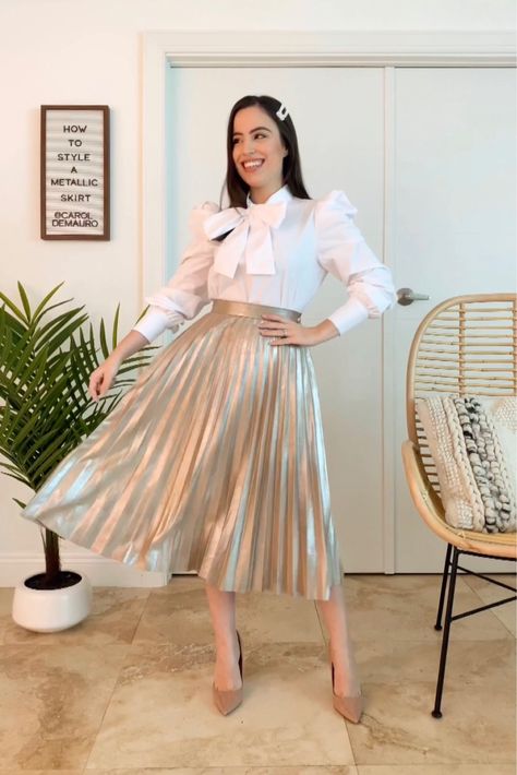 Classy outfit wearing a metallic pleated skirt, bow shirt and pumps! Skirt With Blouse Fashion Styles, Long Skirt With Shirt Fashion, Stain Blouse, Long Skirt With Shirt, Long Pleated Skirt Outfit, Metallic Skirt Outfit, Frill Skirts, Skirt Bow, Fancy Skirts