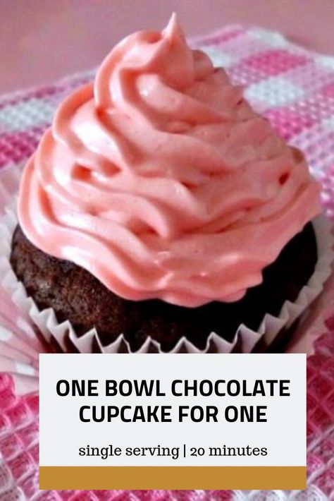 Recipe For 1 Cupcake, Recipe For One Cupcake, Single Serving Cupcake Recipe, Single Birthday Cupcake, Single Serve Cupcake Recipe, One Cupcake Recipe, Single Serve Cupcake, Individual Birthday Cakes, Single Cupcake Recipe