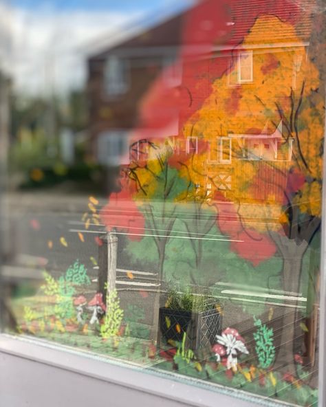 FRESH AUTUMN 🍂 vibes The problem with September sunshine ☀️ is impossible window photos! Every retailer can relate. I’ll have to pop back for some more videos in the dark 🫣🤣🕰️🍄🍂 Huge thank you to @royalexchangegu for letting me transform their windows again. The Autumn Vibes are strong! The lovely team wanted this seasons window art to be a nature mural. A full forest scene, with a pop of seasonal colours, leafy magic and a touch of whimsical. The great thing about painting in the loca... Fall Leaves Window Painting, Window Marker Art, Paint Autumn, Nature Mural, Window Markers, Pop Back, Window Art, Window Painting, Autumn Vibes