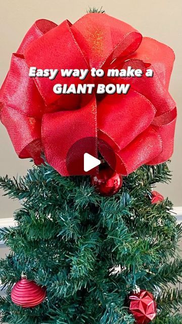 Diy Bow For Christmas Tree Topper, Diy Car Bow, Car Bow Diy Giant, Make A Large Bow With Ribbon, Big Christmas Bows Diy, How To Make A Huge Bow, How To Make A Big Bow For Christmas Tree, How To Make A Giant Bow, How To Make Bows For Christmas Tree