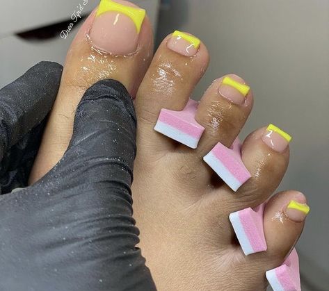 pedicure ideas #nailart #pedicure #acrylic Yellow Toes Black Women, Yellow French Tip Toes, Color French Tip Toes, Orange French Tip Toes, Toe Nail Designs French Tip, Toes Acrylic Toenails, Nail And Toes Matching Ideas, Acrylic Toenails, French Tip Toes