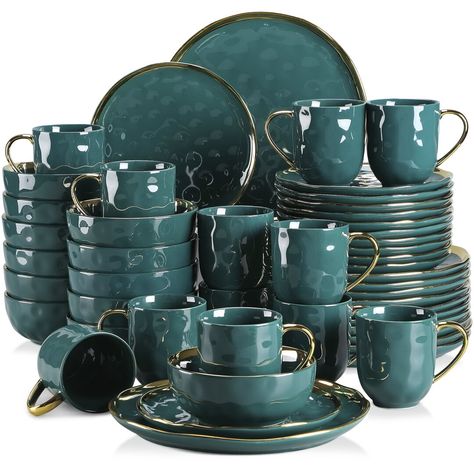 Dessert Bord, Stoneware Dinner Sets, Green Dinnerware, Dinner Ware, Friends High, Kitchen Gadgets Unique, Christmas Tableware, Wear Perfume, Melamine Dinnerware