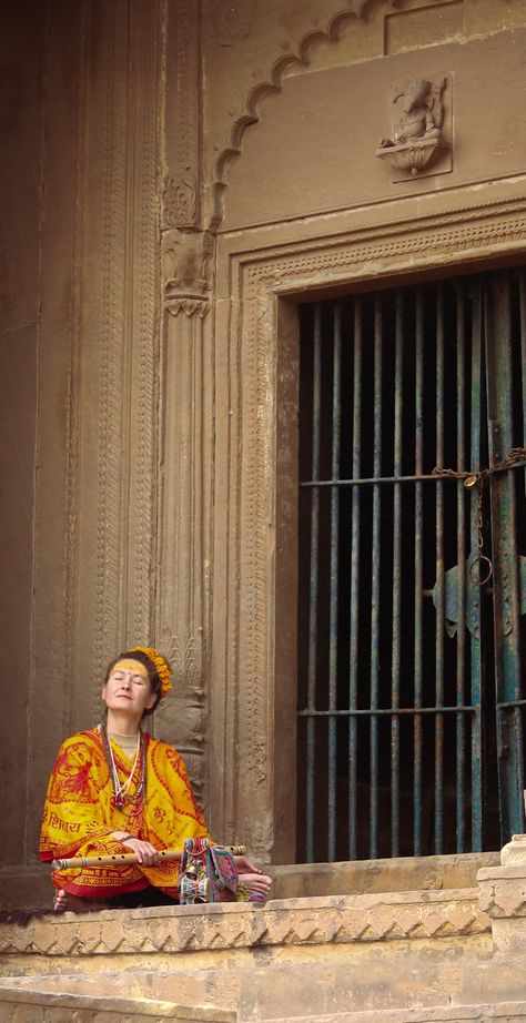 #monks #buddhism #buddha #buddhist #travel #monk #monastery #portrait #meditation #peace #temple #buddhistmonks #india #photography #love #monklife #spiritual #manthansolanki #buddhistmonk #travelgram #pray #wisdom #peaceofmind #calm #mindfulness #lordshiva #shiv #prayers #heaven #mahadev #bhole #ohm #varanasi #banaras #kashi #varanasidairies #ganga #prayagraj #uppterpradesh #banarasi #ghat Kashi Photography, Banaras Ghat Photography, Banaras Aesthetic, Ghat Photography, Monk Monastery, Banaras Ghat, Frames Ideas, Ganesh Wallpaper, India Photography