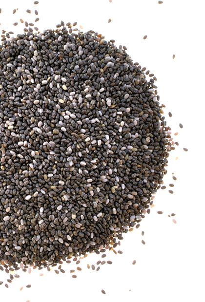 Chia Seeds, The 6 Newest Super Foods to Add to Your Diet Detoxing Recipes, Chia Seed Water Benefits, Palm Cross, Chia Seed Water, Drinks And Food, Superfood Recipes, Total Beauty, Increase Energy, Super Foods