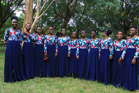 Choir Concert Outfit, African Choir Uniform Ideas Church, Worship Team Outfits, Team Outfits, Choir Uniforms, Choir Dresses, Cute Bridesmaid Dresses, Outfit For Church, Singing Groups