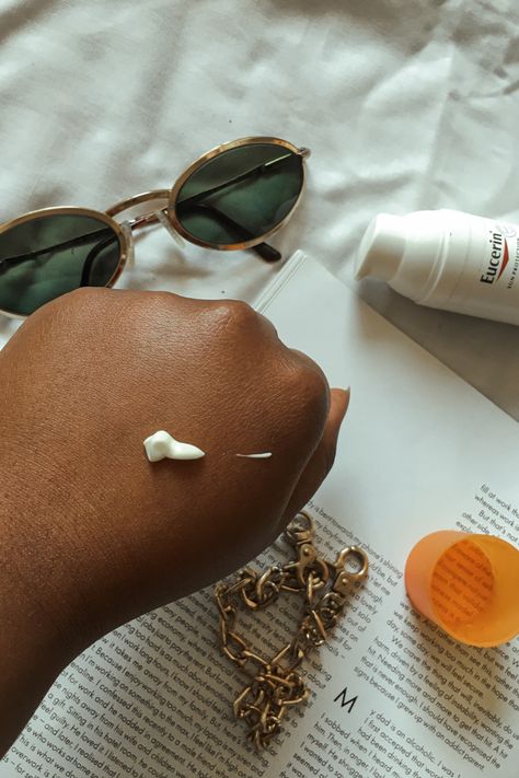 Eucerin Sunscreen Oil Control, Eucerin Sunscreen, Eucerin Oil Control, Men Fashion Photoshoot, Sunscreen Oil, Skin Care Product, Best Sunscreens, Acne Breakout, Protector Solar