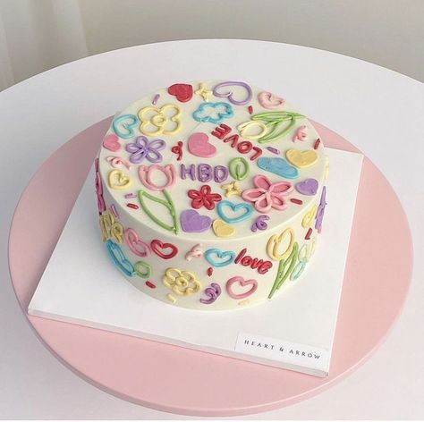 Birthday Cake Funny, Cakes Pretty, Doodle Cake, Cakes Creative, Bolo Vintage, Minimalist Cake, Cake Funny, Fruity Cake, 4th Birthday Cakes