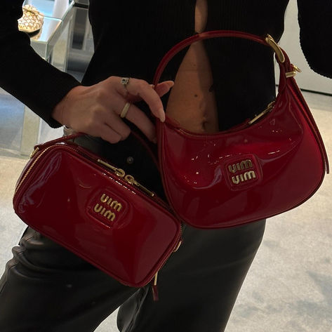 Trendy Womens Fashion, Aesthetic Bag, Red Luxury, Luxury Bags Collection, Aesthetic Bags, Fall Bags, Miu Miu Bag, Red Purse, Accessories Bags Shoes