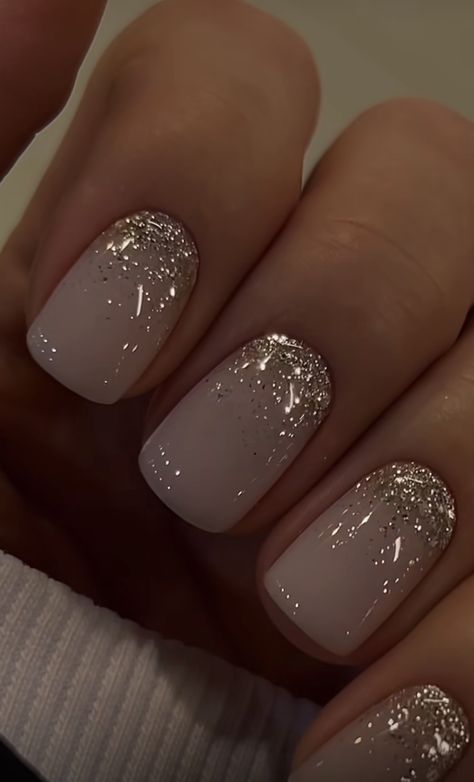 Engagement Nails, Bridesmaids Nails, Nagellack Trends, Christmas Gel Nails, Her Nails, Cute Gel Nails, Nagel Inspo, Xmas Nails, Neutral Nails