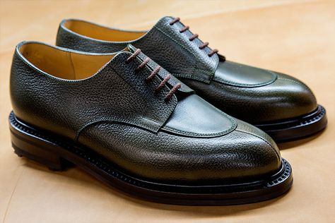 Jm Weston Shoes, Alden Boots, Office Shoes Men, Jm Weston, Top Shoes For Men, Diy Clothes And Shoes, Gentleman Shoes, Formal Mens Fashion, Leather Shoes Men