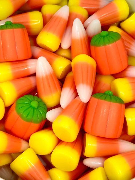 ♥ Elevate your Halloween crafts with these lifelike candy corn and pumpkin cabochons. Whether you're decorating for the season or enhancing your slime creations, these Halloween-themed cabochons add a festive touch to your projects. Their true-to-life design captures the essence of autumn, making them ideal for holiday decorations and DIY crafts. Use them to adorn your Halloween-themed jewelry or to create spooky, seasonal slime. Let your creativity shine with these versatile cabochons, perfect National Candy Day, Candy Corn Pumpkin, Pumpkin Candy Corn, Halloween Movie Night, Pumpkin Candy, Halloween Make, Themed Jewelry, Halloween Candy, Life Design