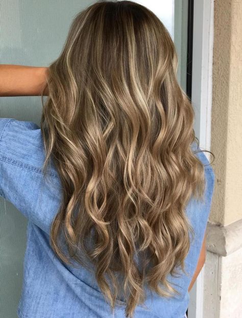 Brown Hair With Beige And Platinum Highlights Blond Închis, Brunettes Balayage, Dark Blonde Balayage, Natural Dark Blonde, Balayage Long Hair, Hair 50, Pearl Blonde, Blonde Balayage Highlights, Bronde Balayage