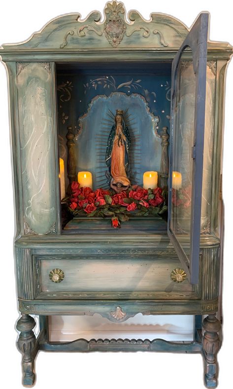 Small Shrines Ideas, Virgin Mary Alter Home Altar, Home Shrine Ideas, Virgencita Altar At Home, Virgin De Guadalupe Altar Ideas, Mother Mary Altar, Catholic Alters For Home, Shrines And Altars Ideas, Shrine Painting