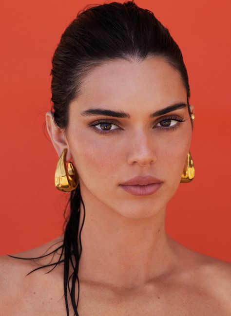 Kendall Jenner Is In Her Feelings Kendall Jenner Maquillaje, Kendall Jenner Summer, Kendall Jenner Estilo, Kendall E Kylie, Style Kendall Jenner, Kendall Jenner Face, Stile Kendall Jenner, Kendall Jenner Makeup, Mert And Marcus