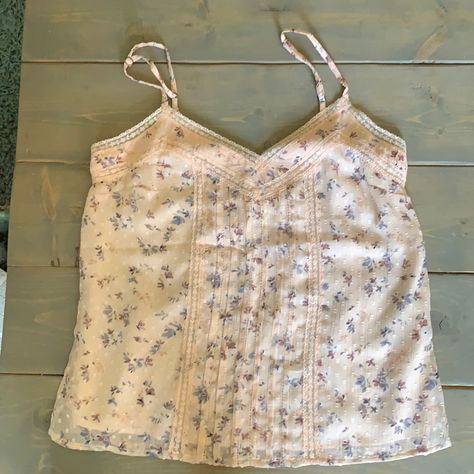 Brand New, Never Worn Abercrombie And Fitch Tank Top. Light Pink Floral Pattern With Lace. Pristine Condition. Prettiest Outfits, Cmbyn Summer, Thrift Ideas, Pretty Fits, Outfit Inspired, Aesthetic Fits, Pink Floral Pattern, Clothing Inspiration, Abercrombie And Fitch