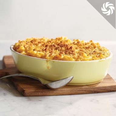 Macaroni with Cheese Sauce Mac And Cheese Sauce, Cheese Sauce Recipe, Queso Cheddar, Vitamix Recipes, Blender Recipes, Crumb Topping, Creamy Cheese, Potato Casserole, Classic Dishes