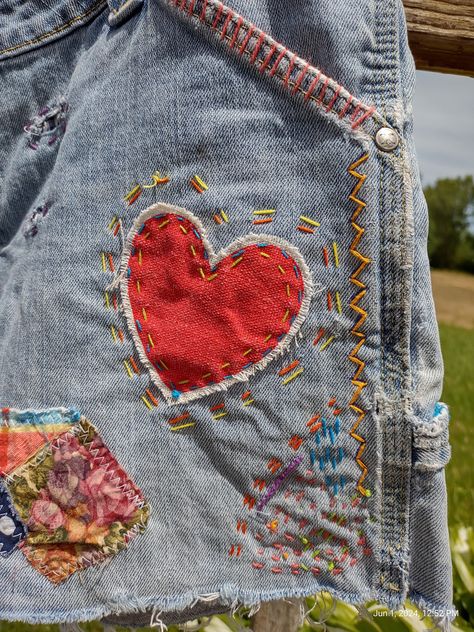 Upcycled Jean Shorts Cutoffs Boho Festive Hippie Shabby Chic Embroidery Patches Patchwork - Etsy Boho Diy Fashion, Jean Crafts Ideas Upcycle, Jeans With Fabric Patches, Upcycled Tshirt Ideas, Patchwork Jeans Diy, Patchwork Clothes Diy, Hippy Jeans, Patched Jeans Diy, Hippie Embroidery