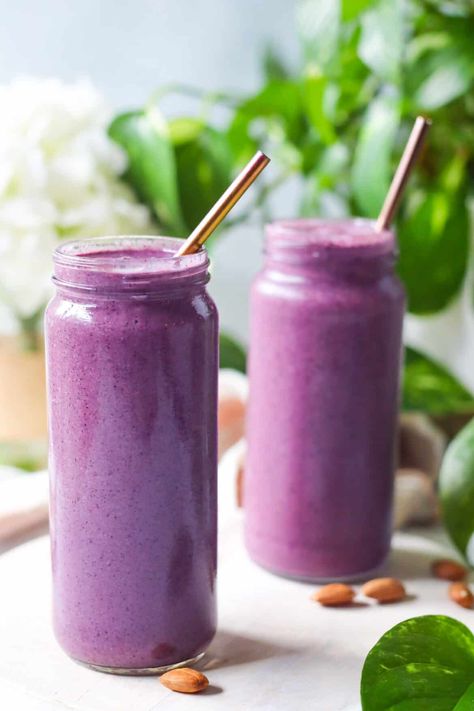 Best Sea Moss Smoothie Sea Moss Smoothie, Blueberry Benefits, Food Baddie, Strawberry Blueberry Smoothie, How To Make Oats, Mango Smoothie Recipes, Sea Moss Gel, Smoothies With Almond Milk, Post Workout Snacks