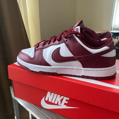 Nike Dunk Low Team Red Dark Red Nike Shoes, Team Red Dunks Outfit, Red Nike Aesthetic, Team Red Dunks, Nike Dunk Low Team Red, Red Nike Dunks, Nike Red Shoes, Dunks Red, Red Nikes