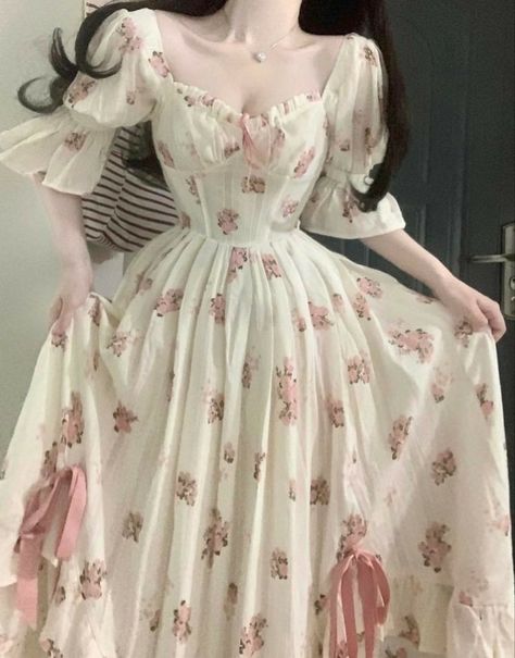 Gaun Tulle, Gaun Koktail, Gaun Abad Pertengahan, Gaun Fashion, Pakaian Feminin, Old Fashion Dresses, Pretty Prom Dresses, Fairytale Dress, Vestidos Vintage