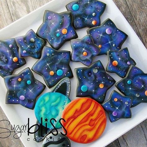 Visit the post for more. Galaxy Cookies, Tårta Design, Galaxy Party, Sistem Solar, Suga Suga, Space Birthday Party, Star Cookies, Creative Cookies, Cookie Inspiration