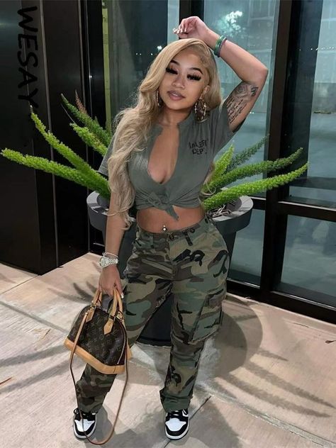 WESAYNB y2k Clothes Parachute Cargo Pants For Women 2022 Green Casual Print Camouflage Trousers Party Crop Tops, Crop Top Women, Shirts Short Sleeve, Club Tops, Y2k Aesthetic Outfits, Y2k Clothes, Camo Pants, Fashion Graphic