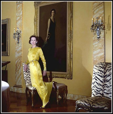 •Gloria Vanderbilt in a yellow pleated Fortuny dress (from her personal collection) in front of large portrait of her mother at home in Gracie Square, photo by Horst, Vanity Fair 1985• Bert Stern, Hbo Documentaries, Isadora Duncan, Glamorous Decor, Michelle Dockery, Anderson Cooper, Robert Mapplethorpe, Whimsical Home, Annie Leibovitz