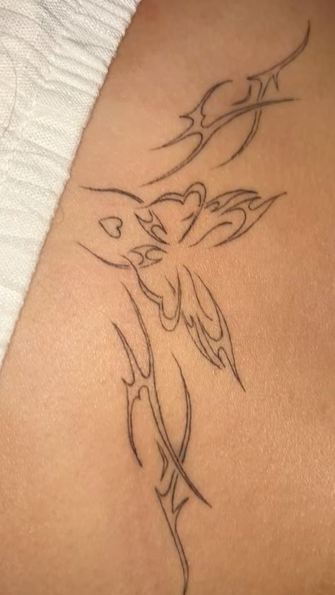 Tramp Stamps Ideas, Ice Spice Tramp Stamp, Dragon Fly Tramp Stamp, Kawaii Tramp Stamp, Fairy Wing Tramp Stamp, Tara Yummy Tramp Stamp, Minimal Tramp Stamp, Tramp Stamps Tattoo, Angel Wing Tramp Stamp