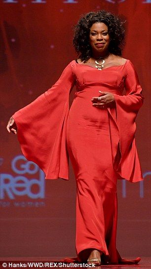 Haley Queen, Lorraine Toussaint, Alex Haley, Mirror Style, Elegant Outfits, Black Celebrities, Orange Is The New, American Culture, Orange Is The New Black