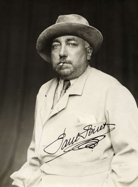 Paul Poiret was part of the House of Worth but left. He was leader of Paris couture, getting rid of corsets and made gowns that were loose fitting but paired them with hobble skirts. He used a lot of vivid colors 1944 Fashion, Poiret Fashion, Paul Poiret, Hobble Skirt, Elevated Fashion, Become A Fashion Designer, Fashionable Dress, Girls Magazine, Kimono Coat