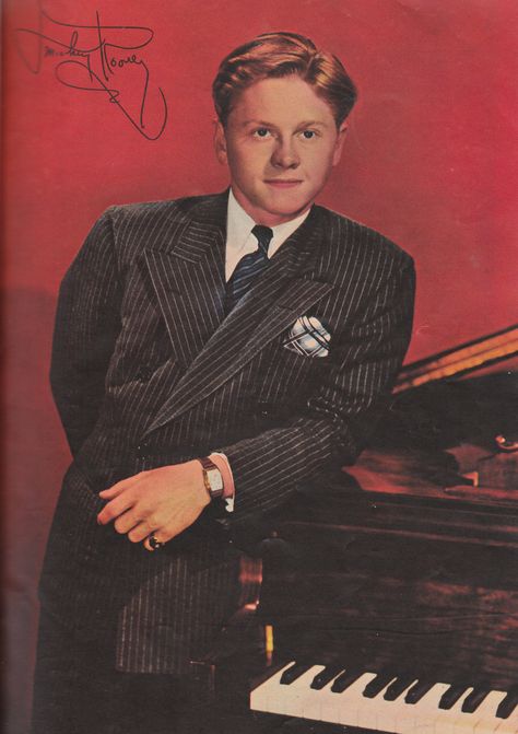 Mickey Rooney Mickey Rooney, Yule, Stars, Quick Saves