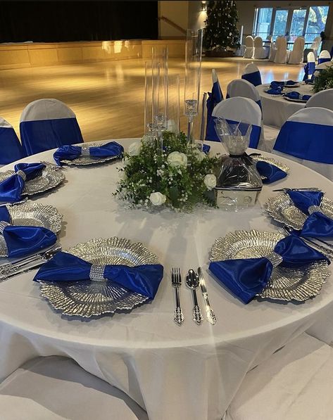 Blue Quince Table Decorations, Dark Blue Quince Decorations, Wedding Venues Royal Blue, Navy Blue And Silver Quinceanera Ideas, Blue And Silver Quince, Sweet 16 Party Ideas Blue, Blue Quinceanera Theme, Royal Blue Wedding Decorations, Wedding Reception Party Favors