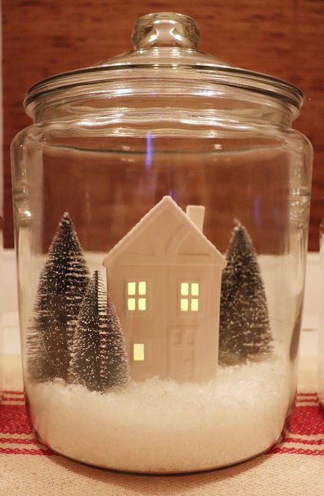 christmas decor ideas;christmas jars;christmas decor ideas diy;christmas jars decorations;christmas jars gifts Clear Jar Decor, Christmas Glass Jars, Jar Decorating Ideas, Christmas Tree Jar, Christmas Decor Idea, Christmas Candy Jars, Jars Ideas, Large Glass Jar, Home Farm